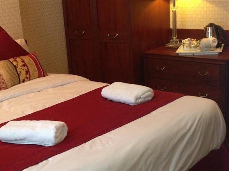 Avon Hotel Лондон Экстерьер фото