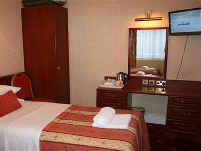 Avon Hotel Лондон Экстерьер фото