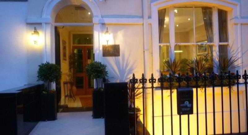 Avon Hotel Лондон Экстерьер фото
