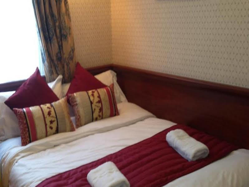 Avon Hotel Лондон Экстерьер фото