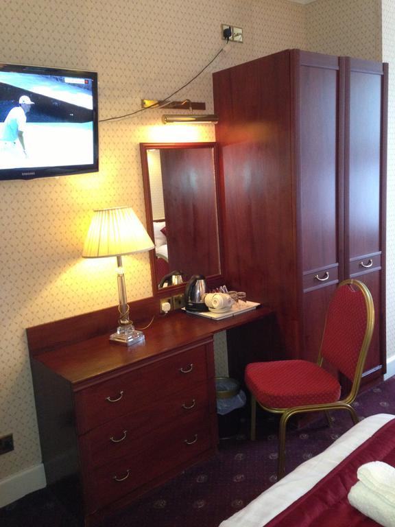 Avon Hotel Лондон Экстерьер фото