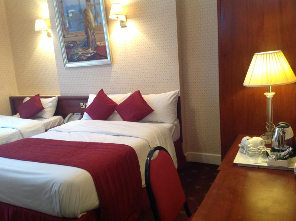 Avon Hotel Лондон Экстерьер фото